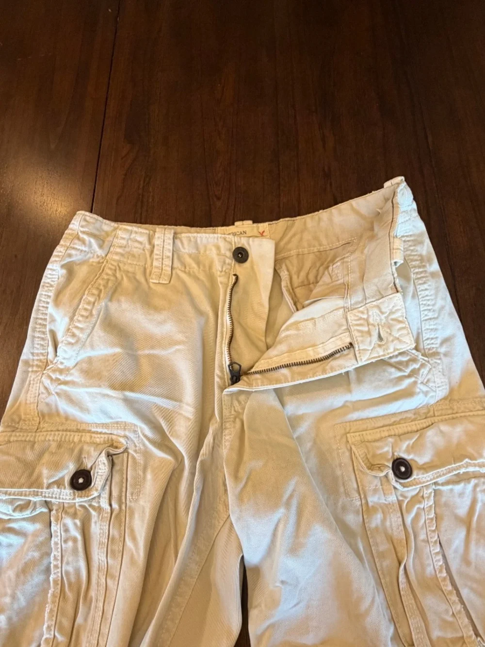 Vintage Men's American Eagle Cargo Shorts Ivory Classic Length, Size 32
